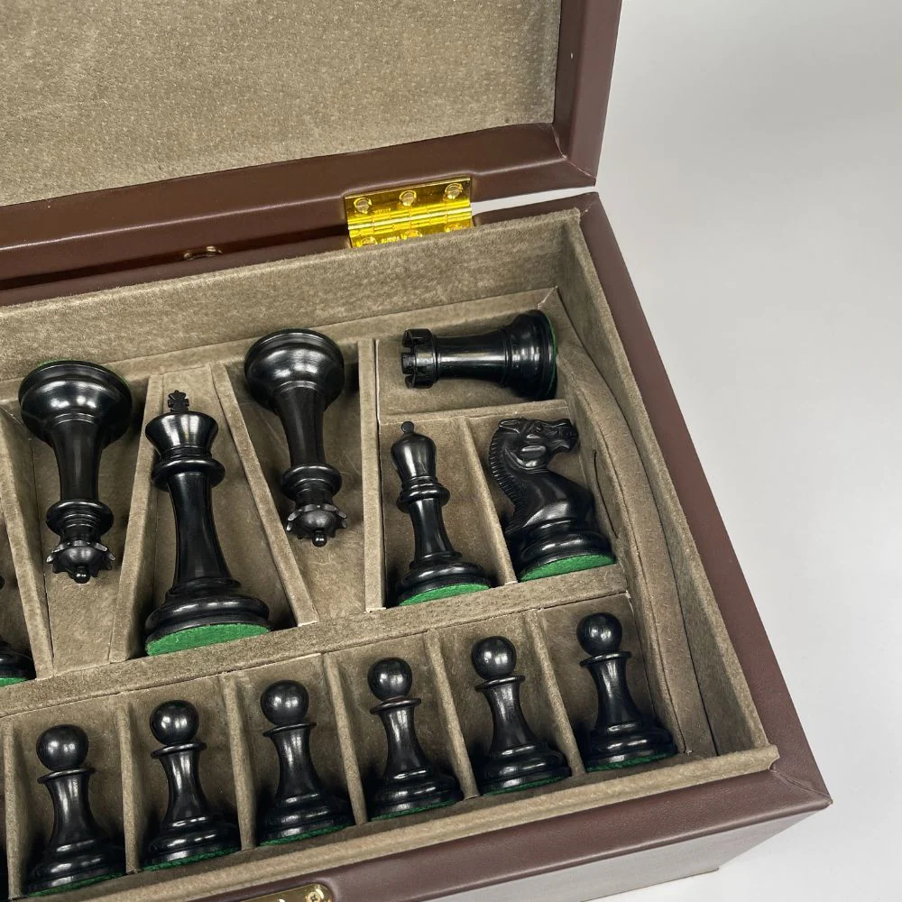 1854 Edition 4" Chess Pieces in Leather Casket - Image 4