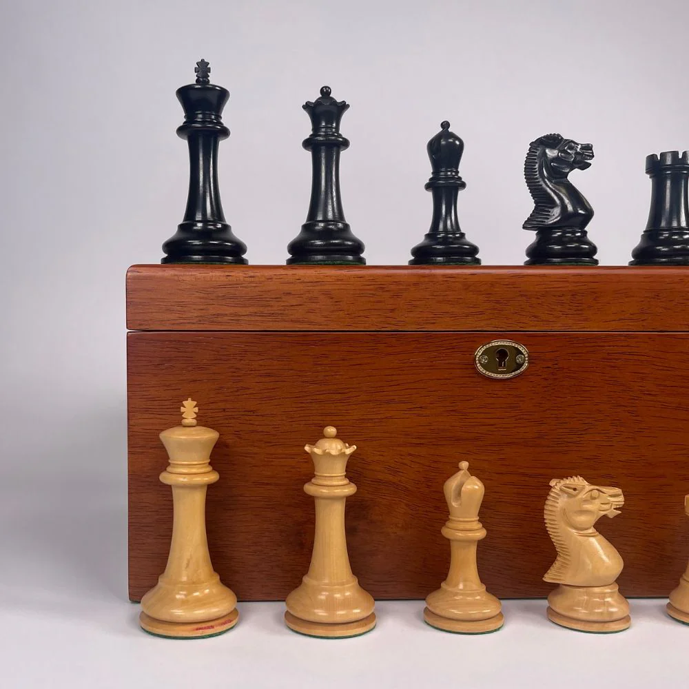 1854 Edition 4" Chess Pieces in Mahogany Casket - Image 3